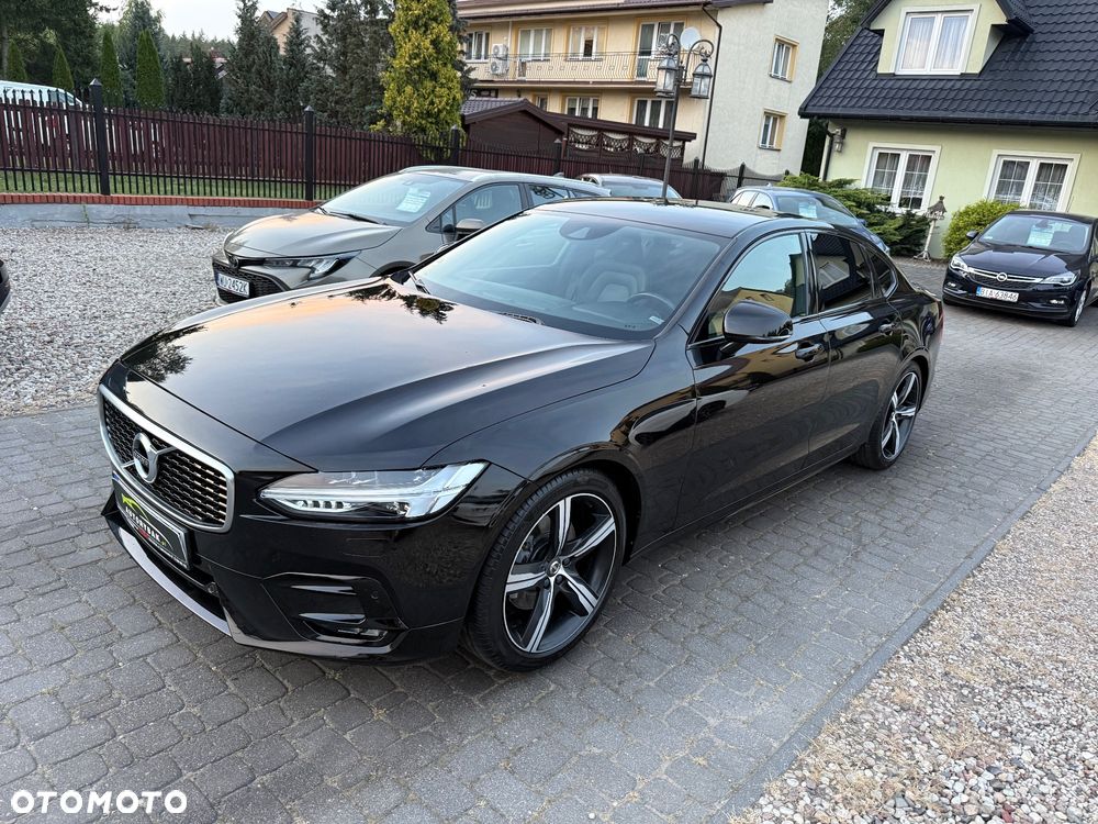 Volvo S90 D5 SCR AWD R-Design - 23