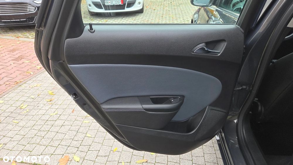 Opel Astra - 27