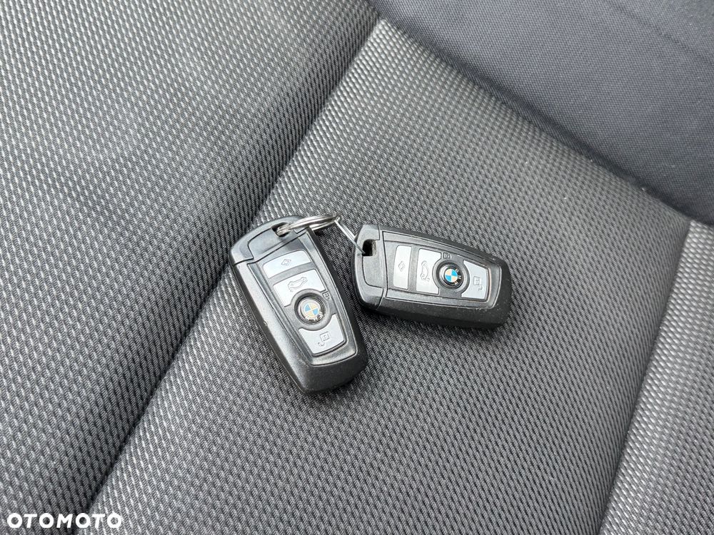 BMW Seria 5 - 13