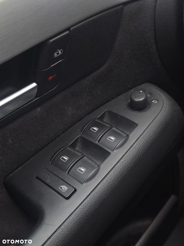 Audi A4 Avant 2.0 T FSI - 28