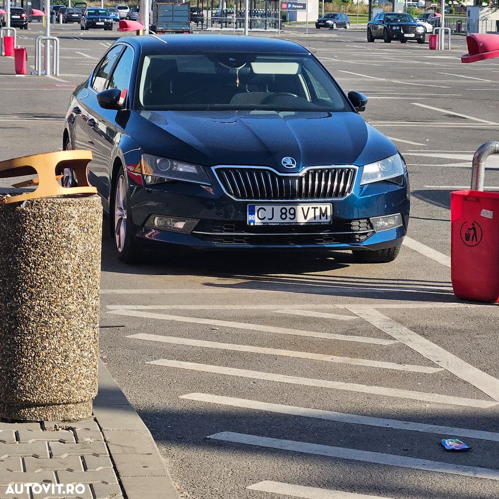 Skoda Superb 2.0 TDI Style - 1