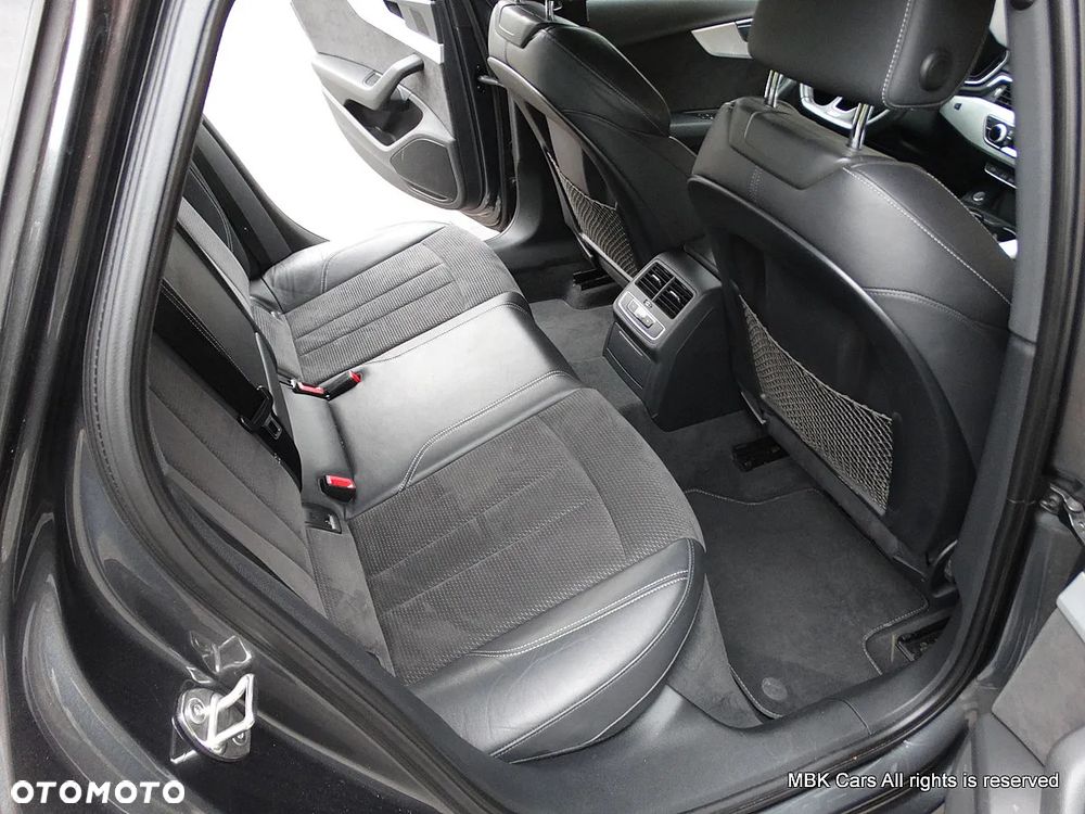 Audi A4 Limousine - 30