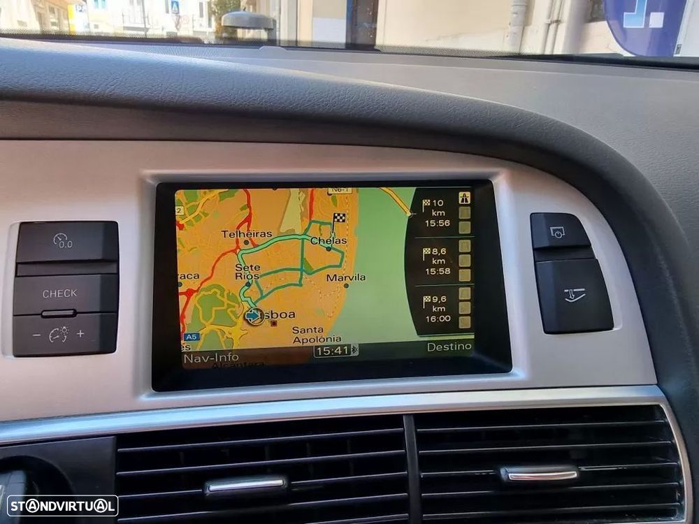 Audi A6 Avant 3.0 TDI V6 quattro Sport Tiptronic - 24