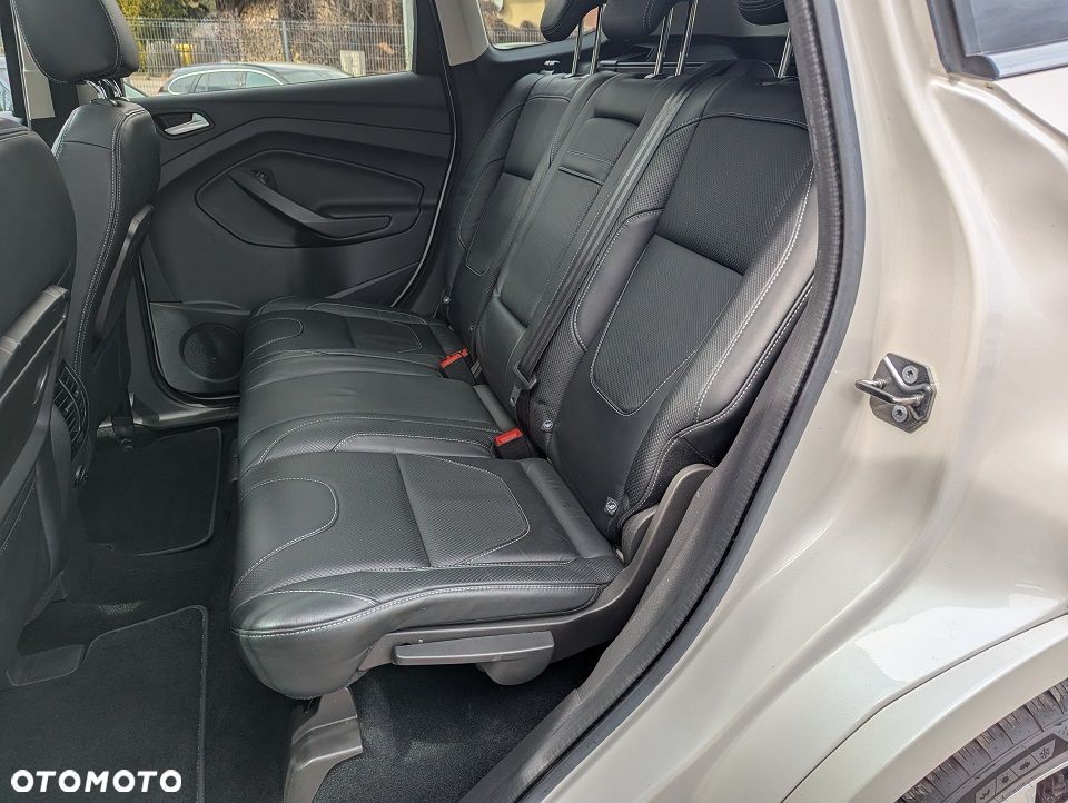 Ford Kuga 2.0 TDCi 4x4 Titanium - 24