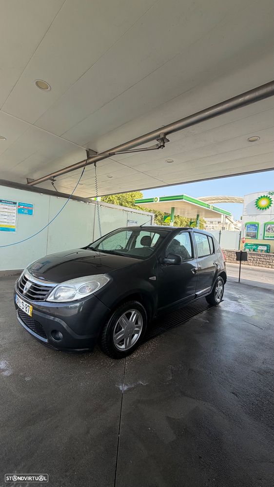 Dacia Sandero 1.5 dCi Confort - 2