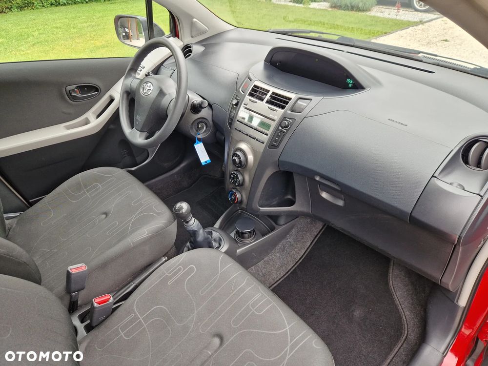 Toyota Yaris 1.33 VVT-i Cool - 7