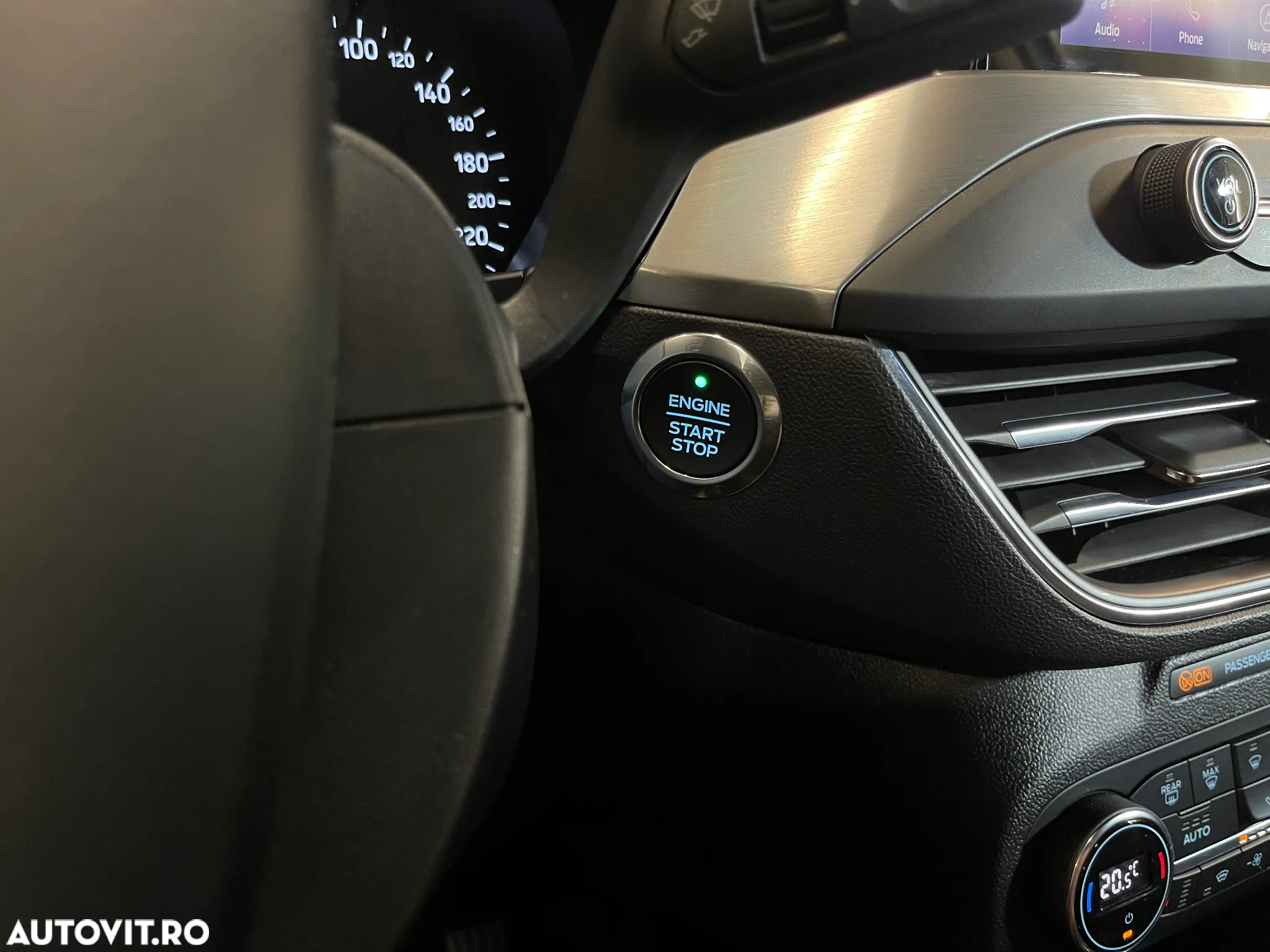Ford Focus 2.0 EcoBlue Titanium - 24