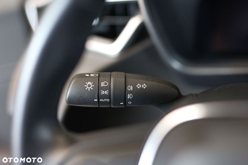 Toyota Corolla 1.8 Hybrid Comfort - 35