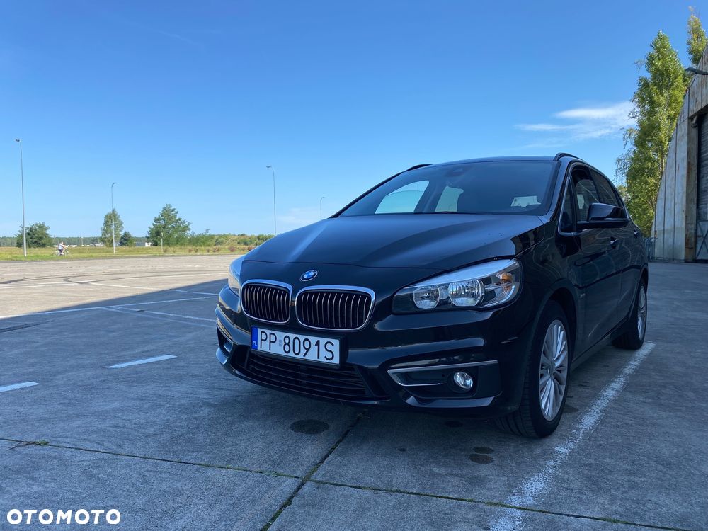BMW Seria 2 218d xDrive Luxury Line - 2