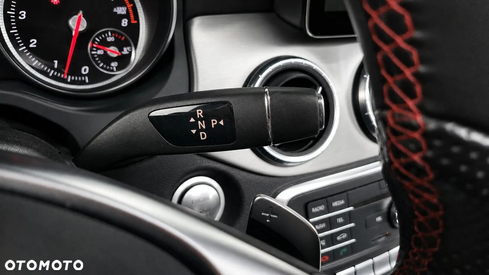 Mercedes-Benz CLA 250 4Matic 7G-DCT AMG Line - 19