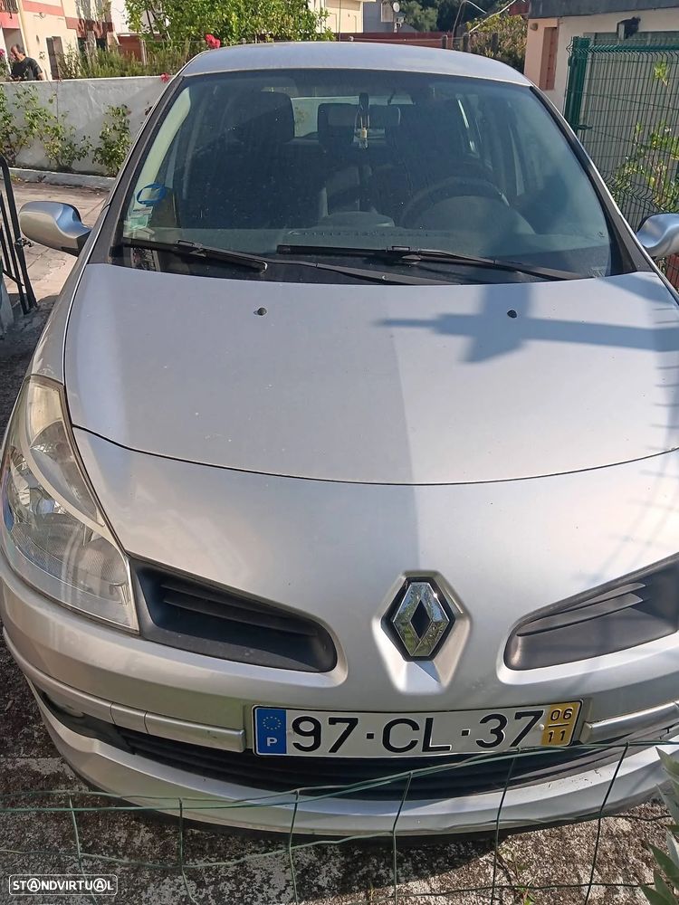 Renault Clio 1.2 16V Pack - 3