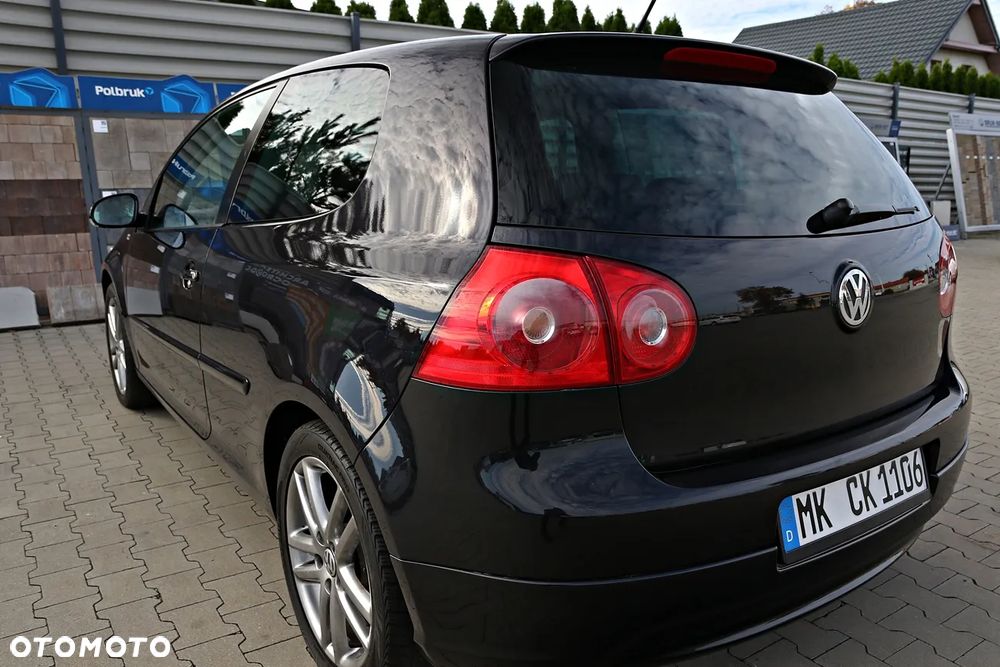 Volkswagen Golf 1.4 TSI MATCH - 24