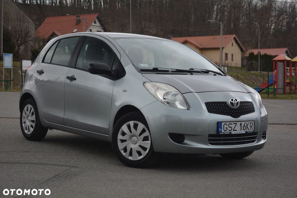 Toyota Yaris - 5