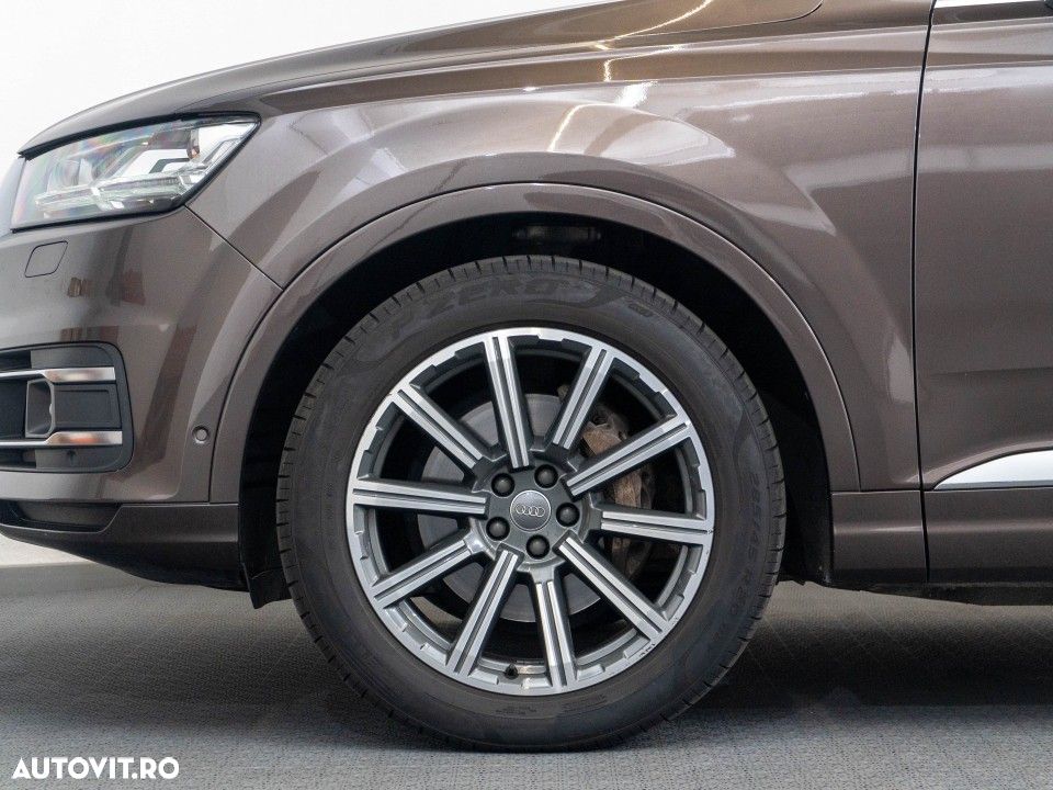 Audi Q7 - 11