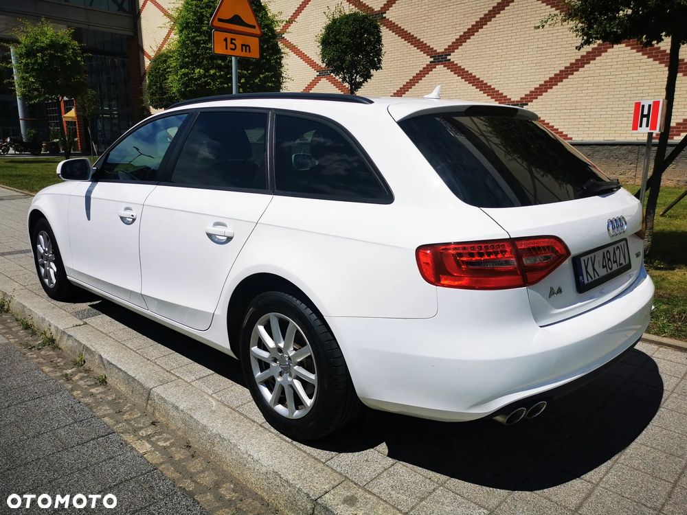 Audi A4 Avant 2.0 TDI DPF clean diesel Attraction - 16