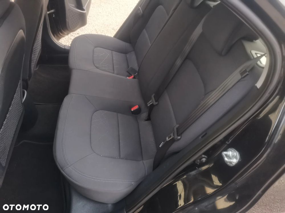 Kia Rio 1.2 Attract - 7