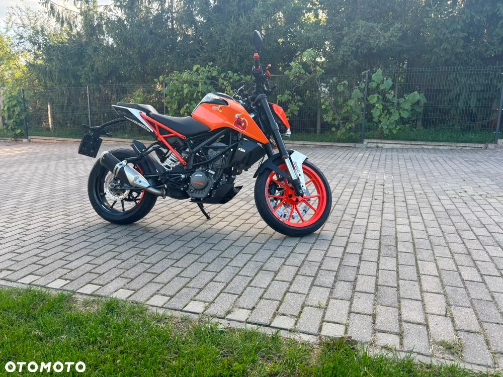 KTM Duke 125 - 8