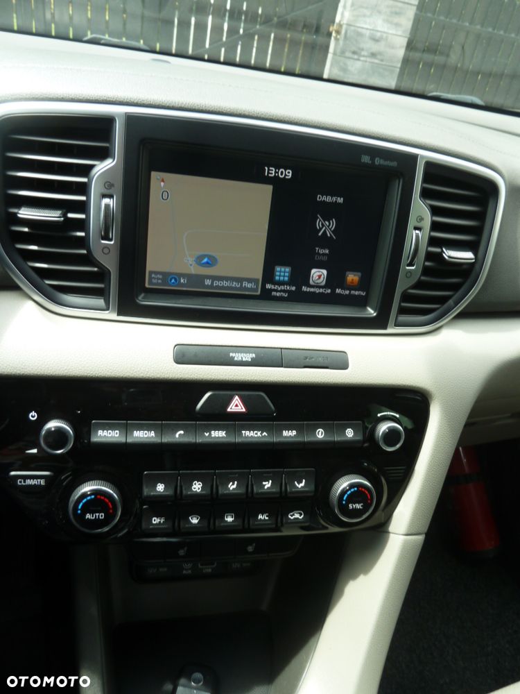 Kia Sportage 1.6 GDI 2WD DREAM-TEAM EDITION - 10