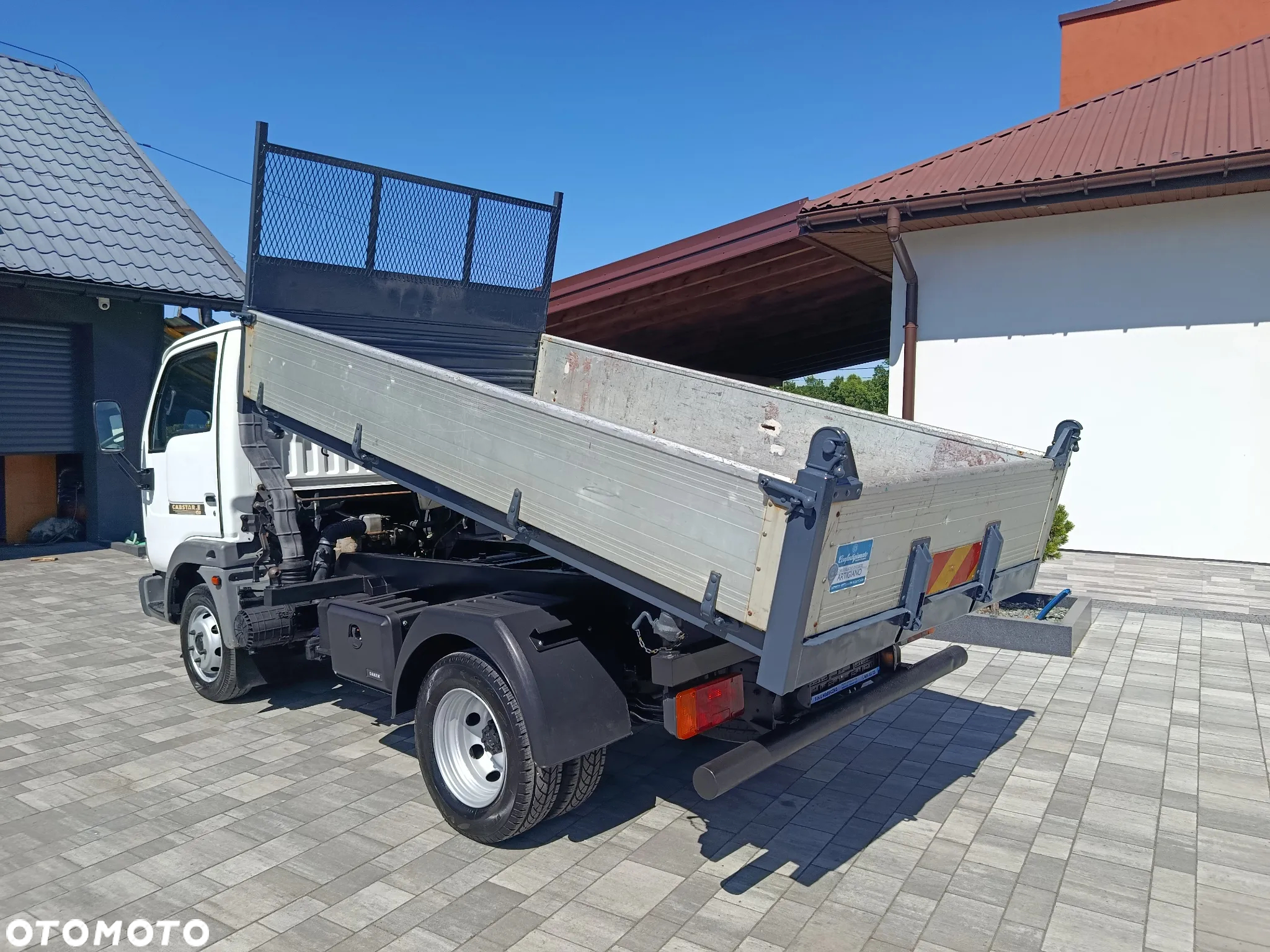 Nissan Cabstar Wywrotka 3.0 TDI 120KM - 6
