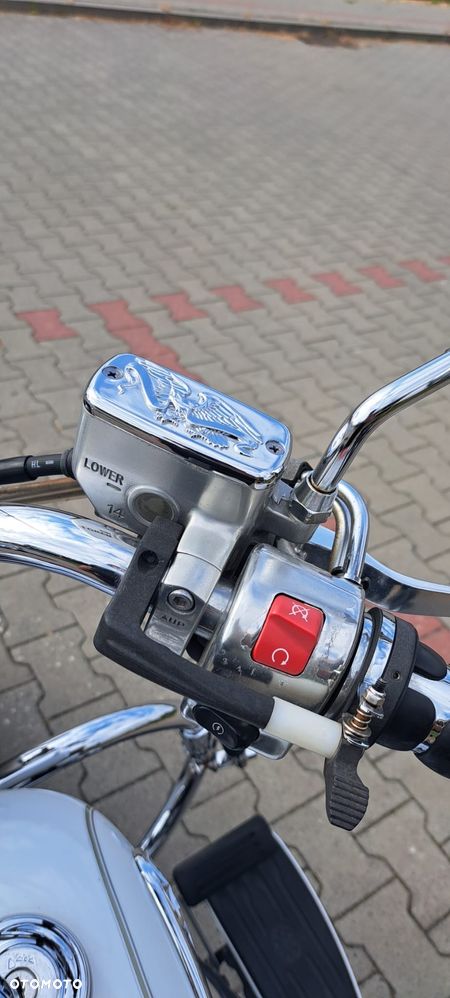 Yamaha Road Star - 19