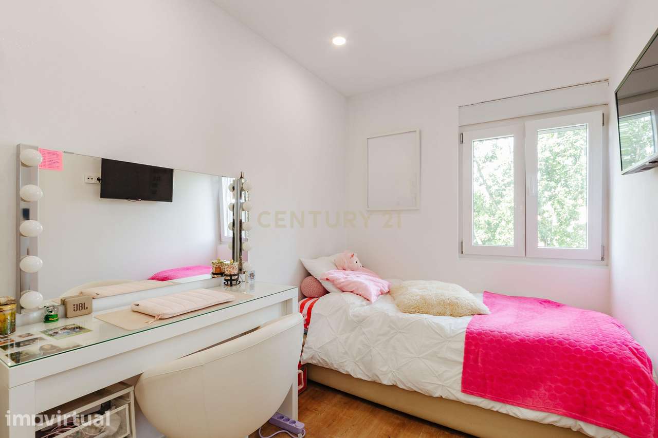 Apartamento T4 Remodelado nos Olivais – Lisboa | Excelente Localização - Grande imagem: 4/18