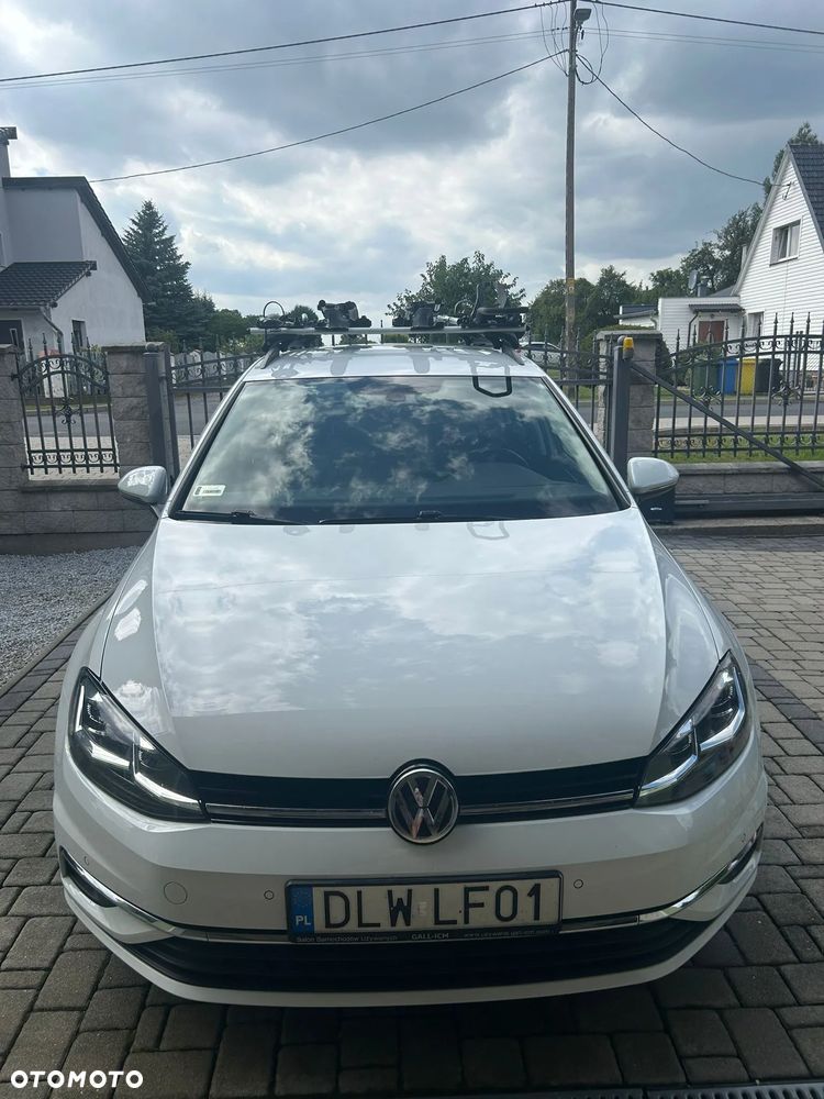 Volkswagen Golf - 2