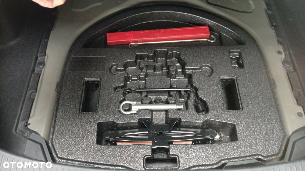 Toyota Corolla 1.8 Hybrid GPF Active - 27