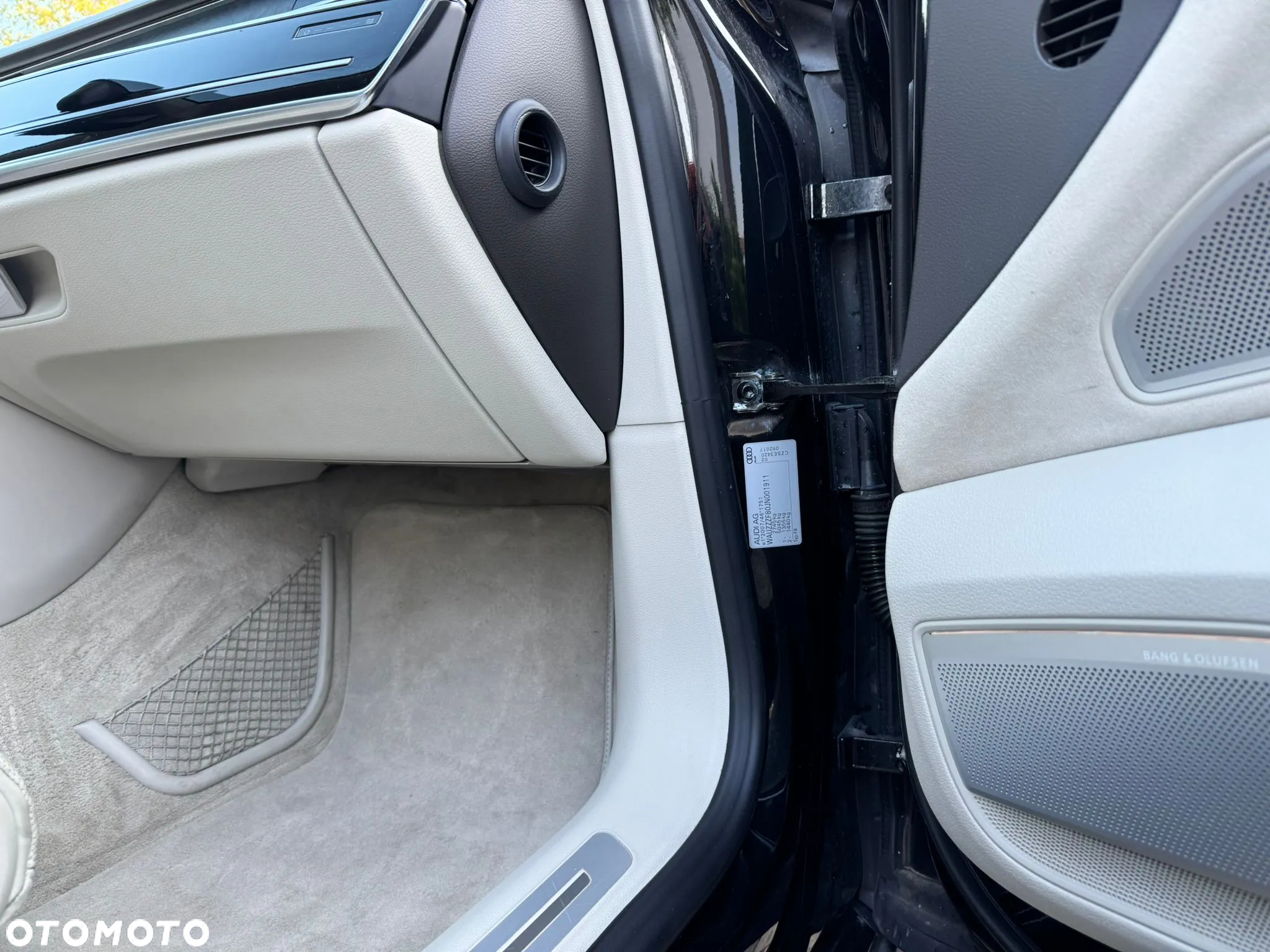 Audi A8 L 55 TFSI mHEV Quattro Tiptr - 23