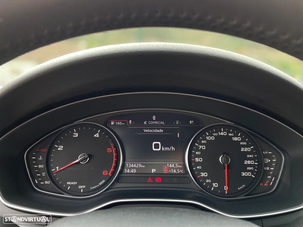 Audi A4 Avant 2.0 TDI Advance S tronic - 23