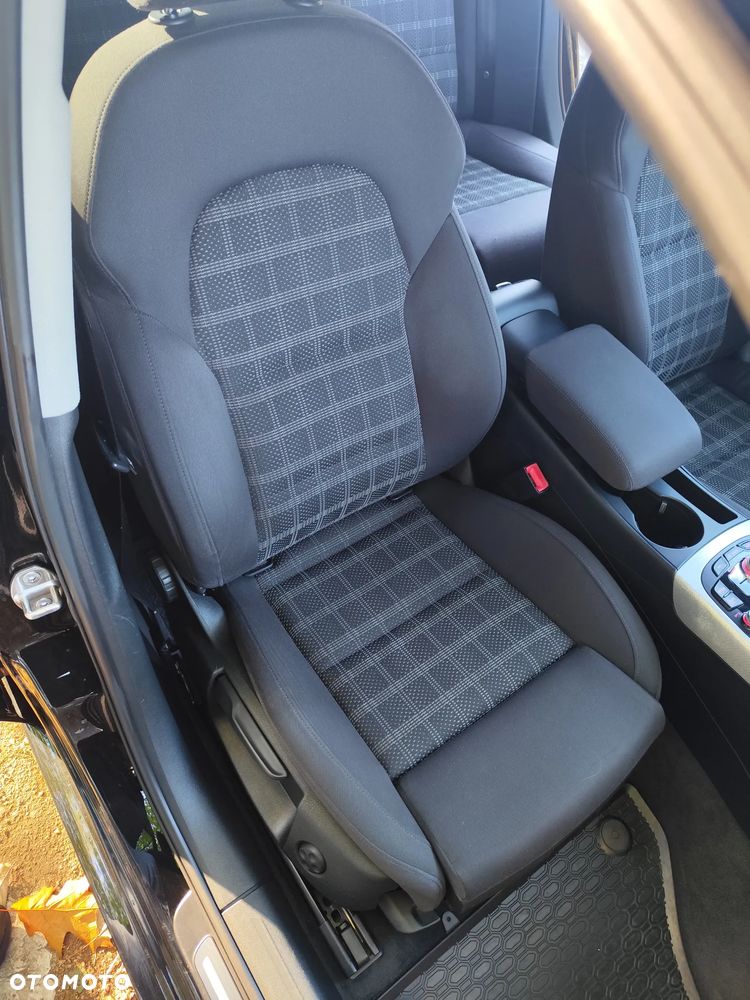 Audi A4 Limousine - 18
