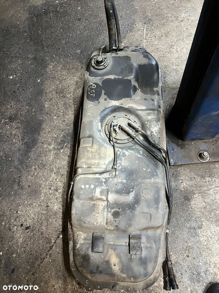 Zbiornik paliwa ssangyong actyon sport 2.0xdi - 1