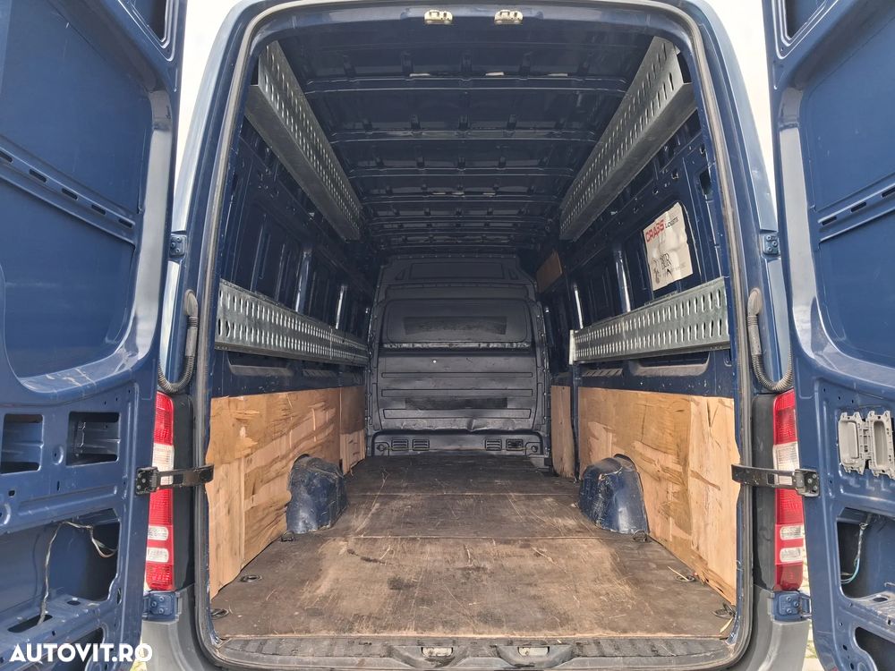 Mercedes-Benz Sprinter CDI - 10