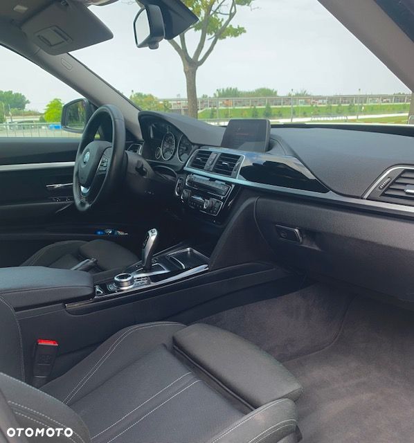 BMW 3GT 320i Sport Line sport - 4