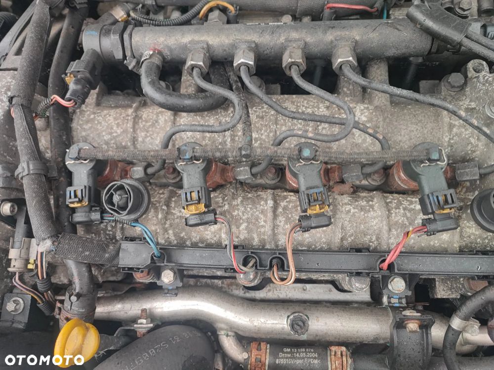 VECTRA C SIGNUM ZAFIRA B SILNIK KOMPLETNY 1.9 CDTI Z19DTH 150KM - silnik w aucie - 1