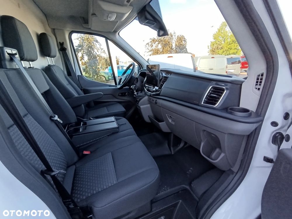 Ford Transit Van 350 L2 - 20