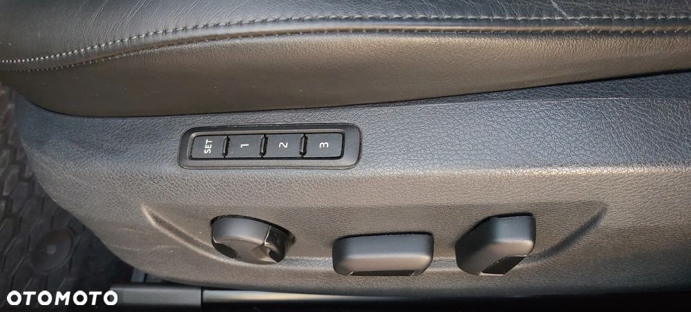 Skoda Superb Combi 1.6 TDI DSG Ambition - 3