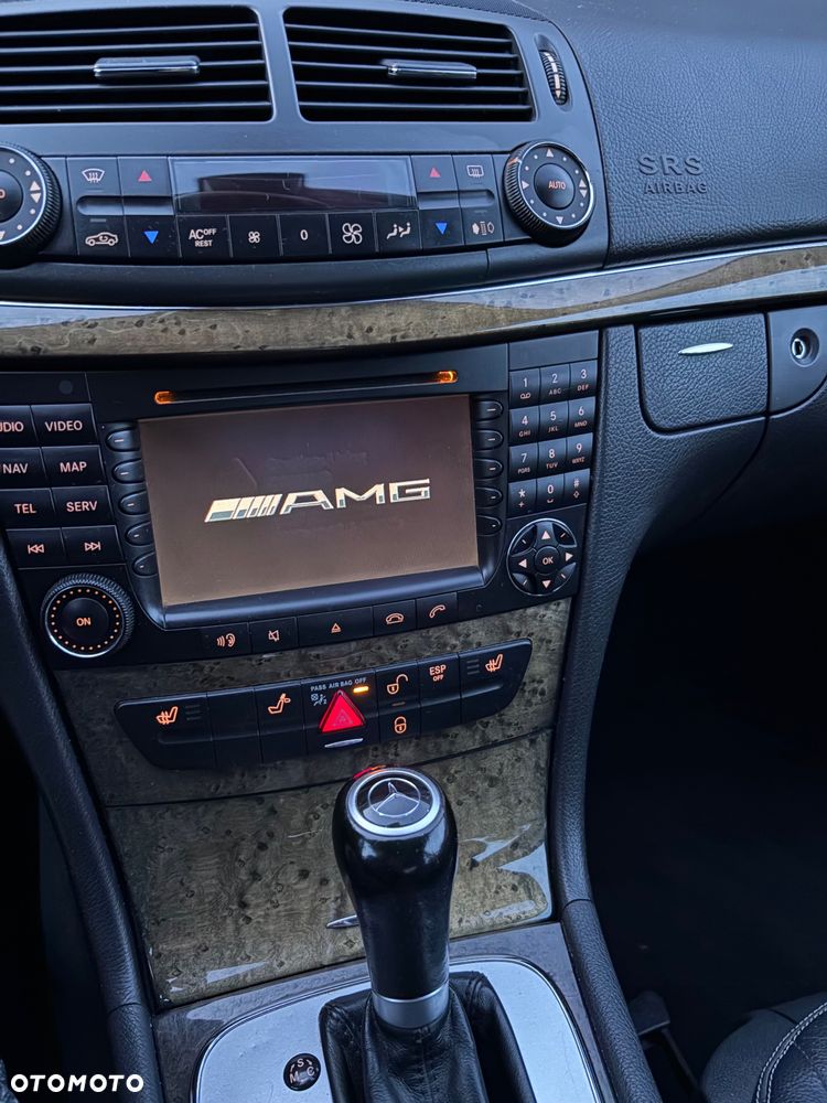 Mercedes-Benz Klasa E - 29