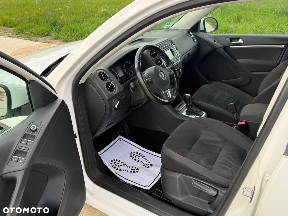 Volkswagen Tiguan 2.0 TDI DPF 4Motion BlueMotion Technology DSG Exclusive - 18