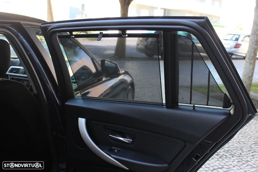 BMW 320 d Touring EfficientDynamics - 17