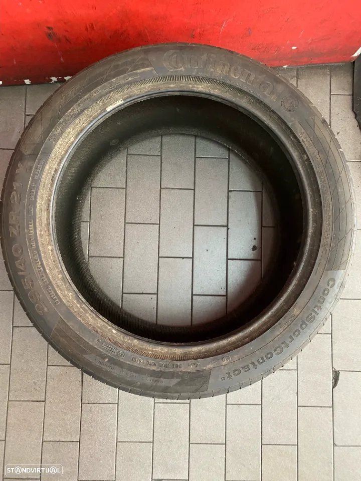 2 Pneus 295/40/21 Continental ContiSportContact 5 com mais de 60 % de piso - 2