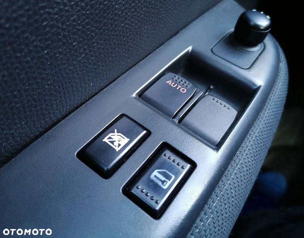 Suzuki Swift - 10