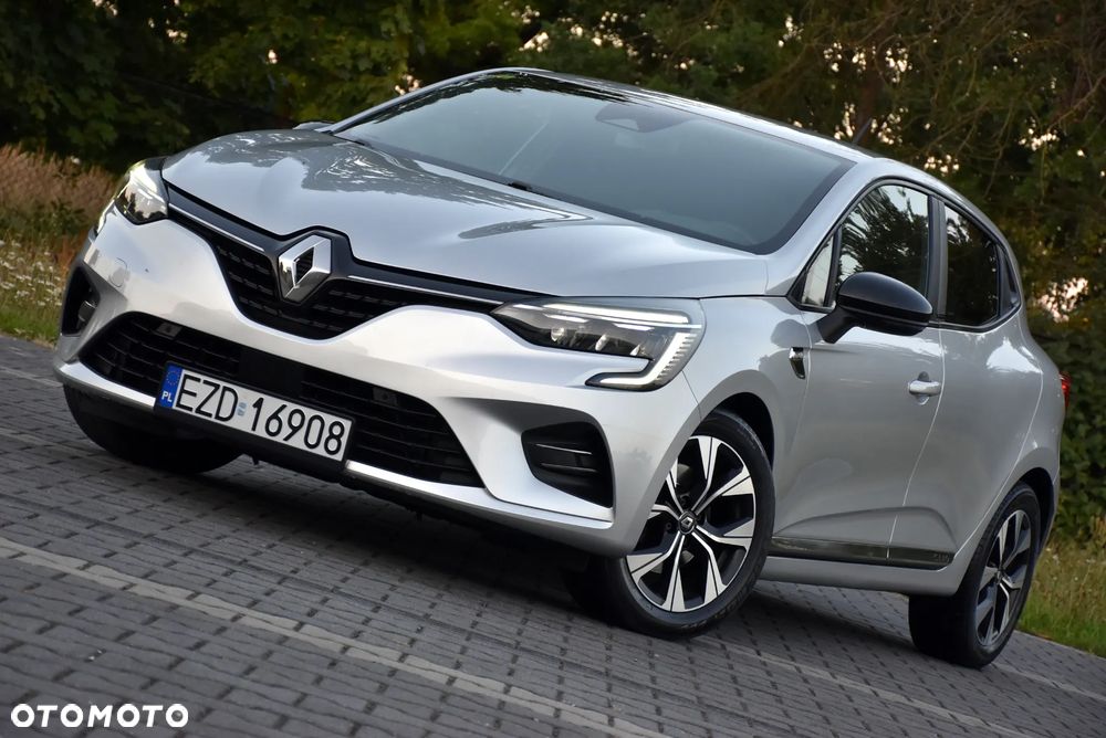 Renault Clio - 1