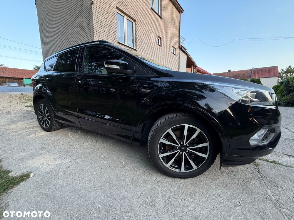 Ford Kuga 2.0 TDCi 2x4 ST-Line - 3