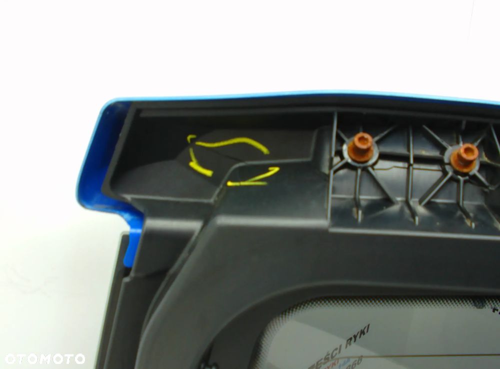 Microcar M.GO Klapa bagażnika 2008 - 9