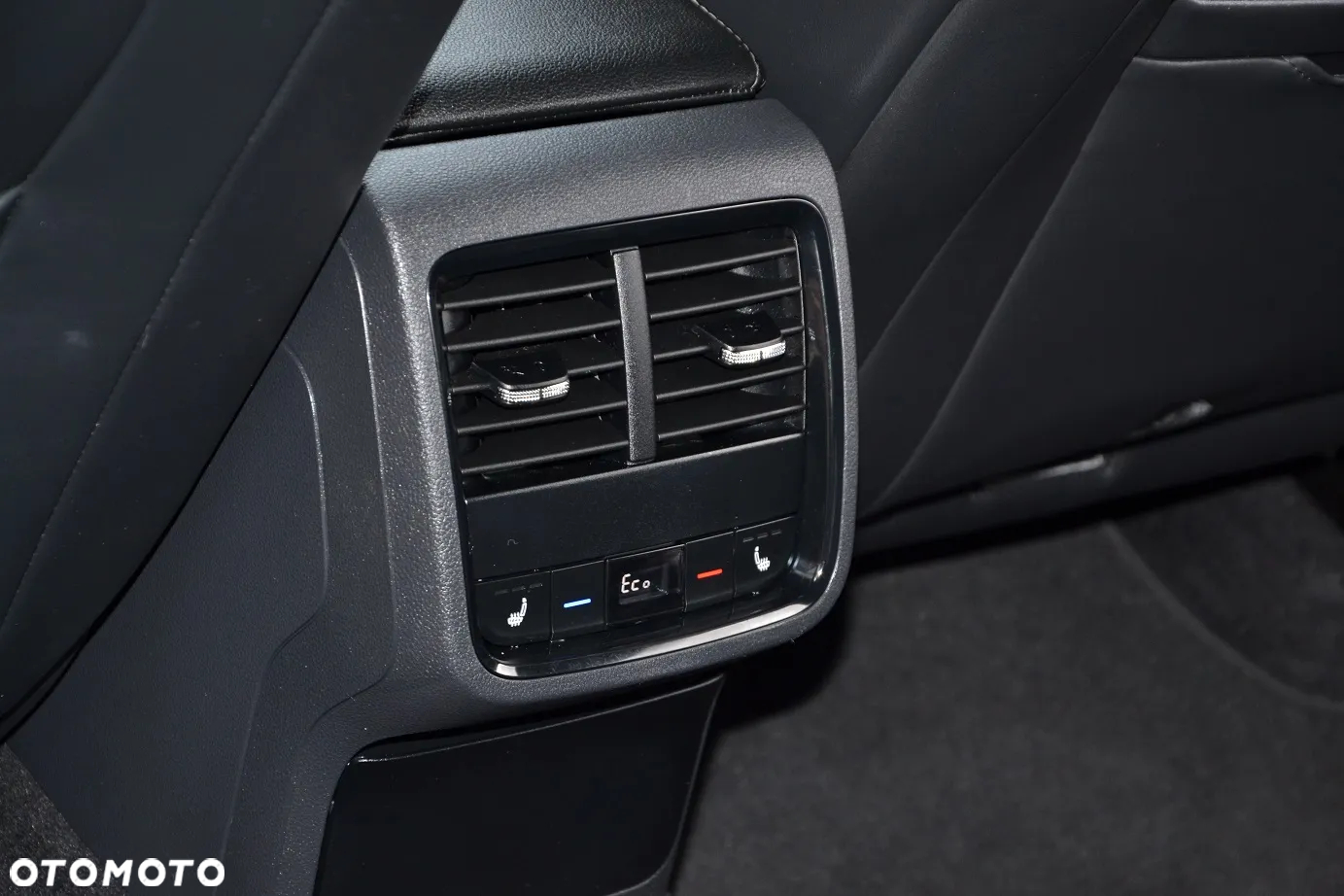 Skoda Octavia Combi 1.4 TSI iV DSG RS Plus - 29