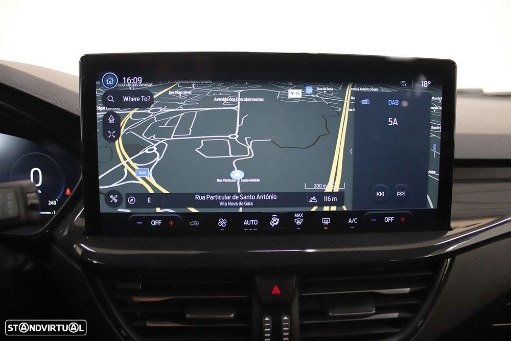 Ford Focus 1.0 EcoBoost MHEV ST-Line X - 12