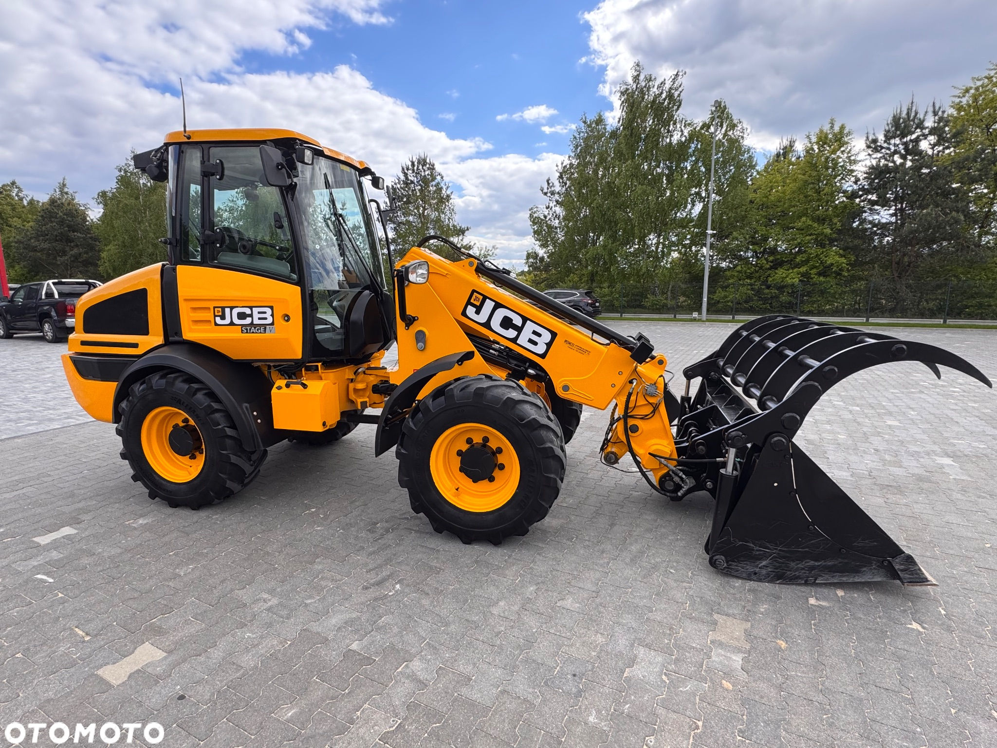 JCB TM 220 |przegubowo-teleskopowa | 2019r| 2 łyżki | krokodyl | szybka jazda 40km | - 14