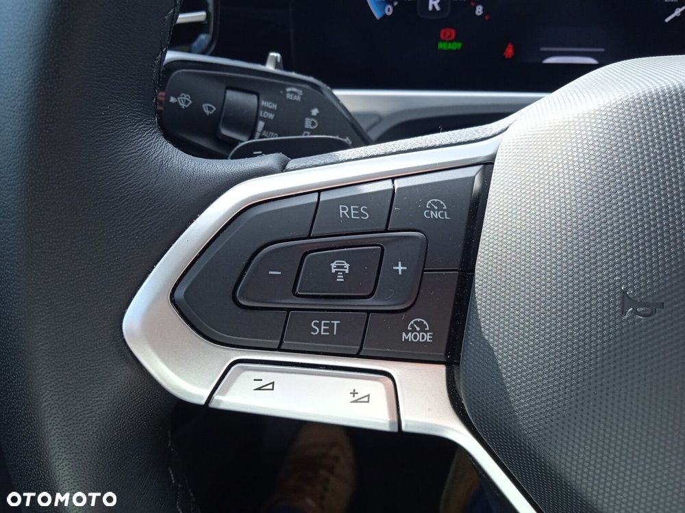 Volkswagen Passat - 19