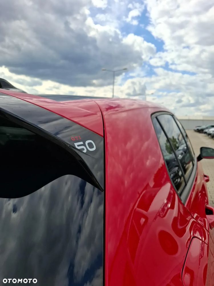 Volkswagen Golf - 16