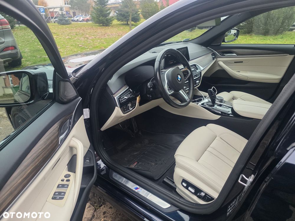 BMW Seria 5 520d xDrive - 6